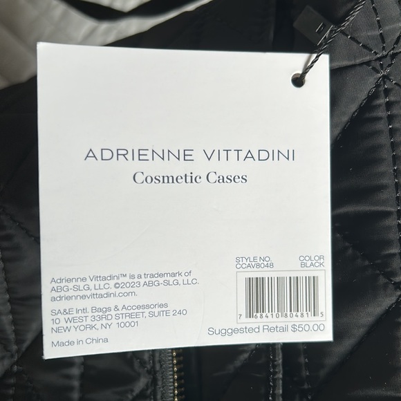 Adrienne Vittadini cosmetic organizer with pouch - Picture 4 of 4